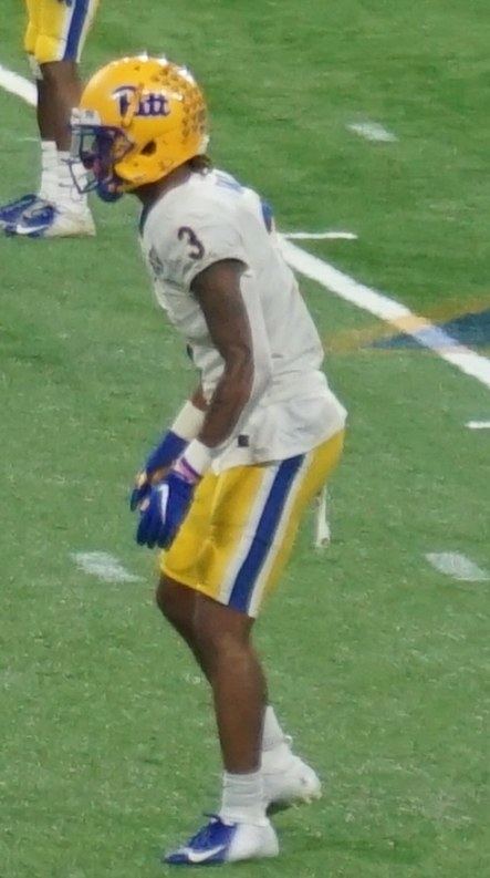 Damar Hamlin in his No. 3 Pitt uniform during the 2019 Quick Lane Bowl