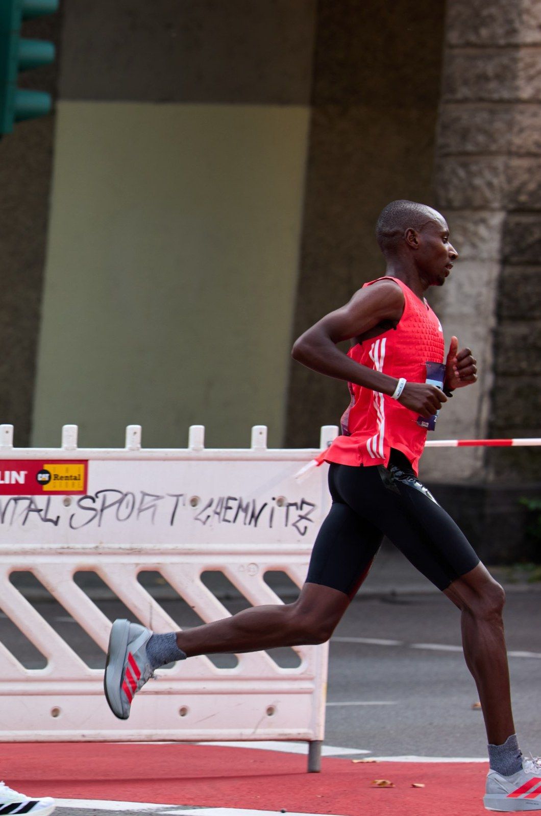 Sabastian Sawe in full stride in Berlin